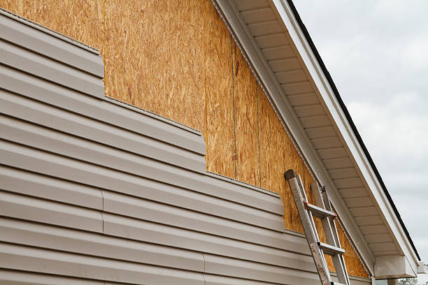 Professional Siding Repair technician working in Wharton, NJ